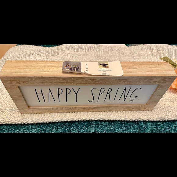 Rae Dunn Happy Spring sign 🌷🌷 - Picture 4 of 4